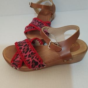 NWT CONFETTI Leopard Fucsia Leather Sandals Handmade in Spain